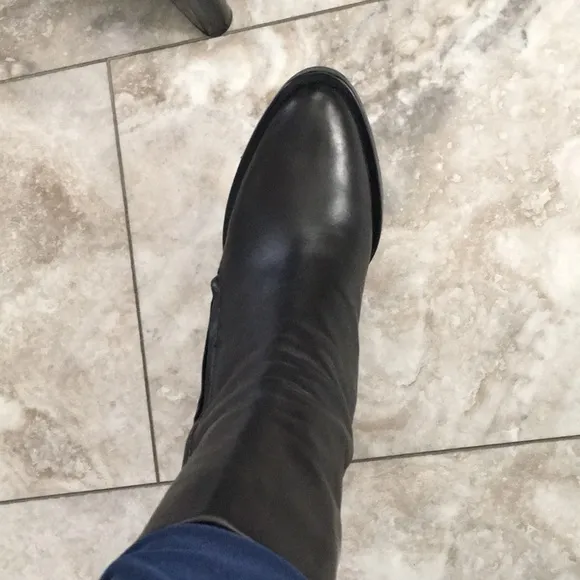- &amp; OTHER STORIES BLACK REAL GENUINE SOFT LEATHER SIDE ZIPPER BOOTS WORN 1X