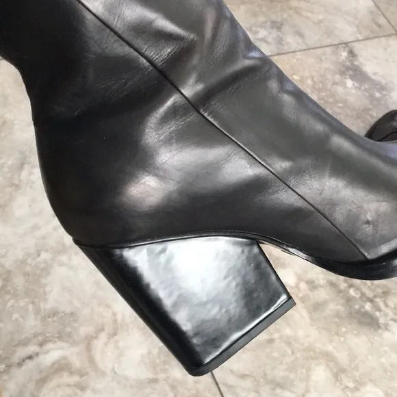 - &amp; OTHER STORIES BLACK REAL GENUINE SOFT LEATHER SIDE ZIPPER BOOTS WORN 1X