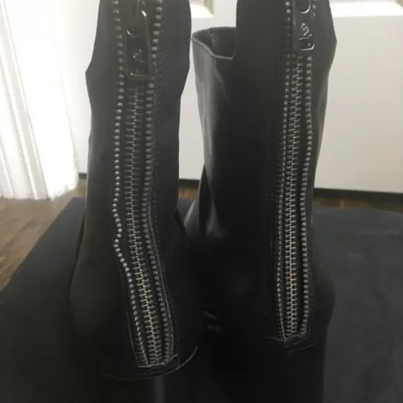 🆕 McQueen Leather Boots