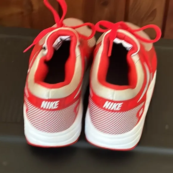 💜💜 Nike AirMax Slip On Athletic Shoes Red Youth Size 6