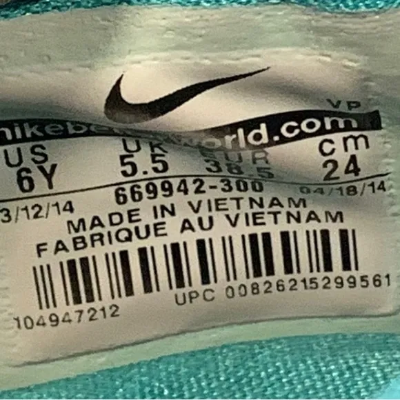 - Nike KD Kids Basketball Shoes Unique Bright Size 6Y 669942-300