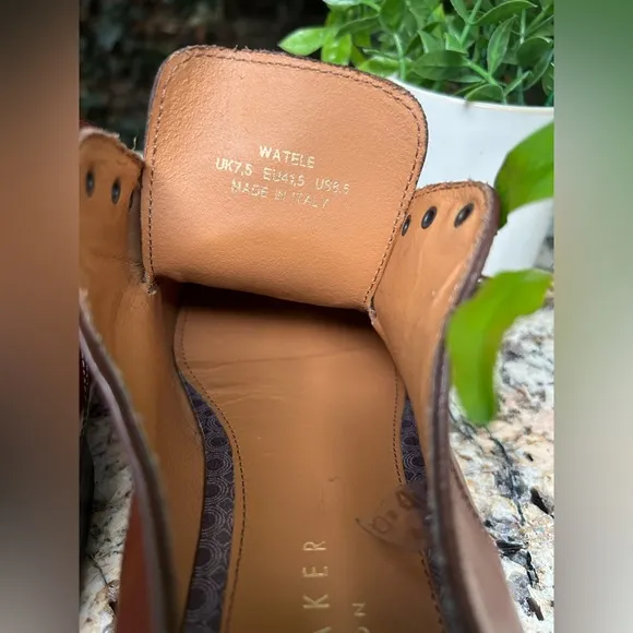- TED BAKER🔴TAN leather Plain Toe Derby men’s Sz 8.5