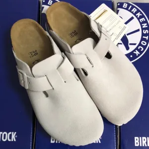 🌟 Women's Birkenstock Boston Narrow Fit Suede white Shoes -Brand New with Tags