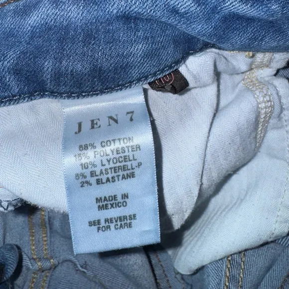 7 for all Mankind Jen7 Slim Boyfriend Size 10
