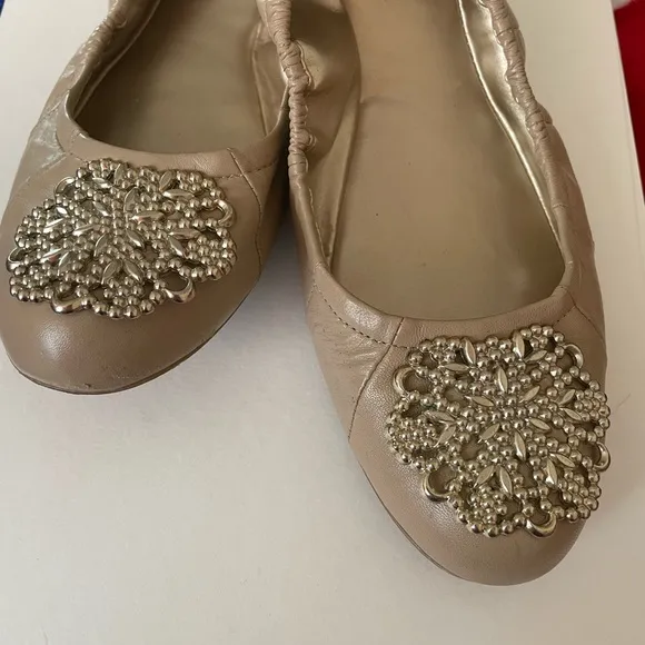 9 NEW TAHARI Elegant Beige Ballet Flats