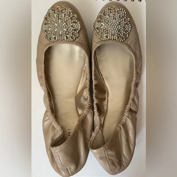 9 NEW TAHARI Elegant Beige Ballet Flats