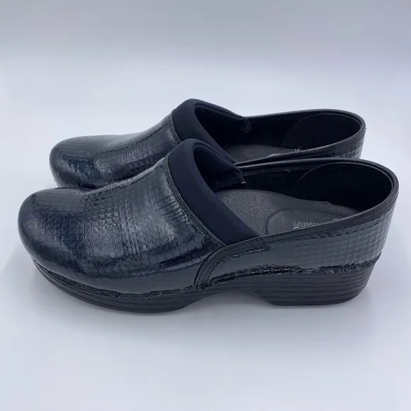 Abeo 9.5 N black clog slip on shoes