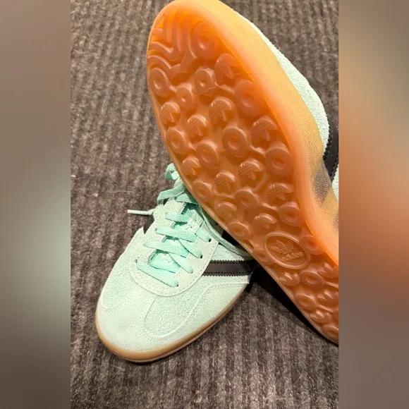 Adidas Gazelle’s Mint Green Sneakers -9.5