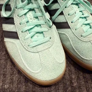 Adidas Gazelle’s Mint Green Sneakers -9.5