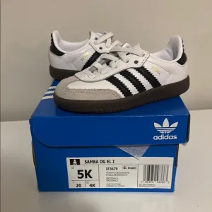 Adidas Kids Samba OG White and Black Shoes