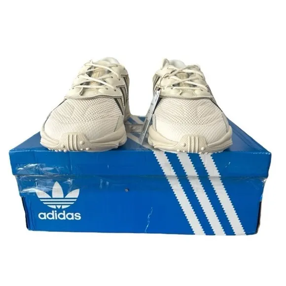 Adidas Originals Ozweego Running Shoes Women’s Size 11 Cream White Gold Black