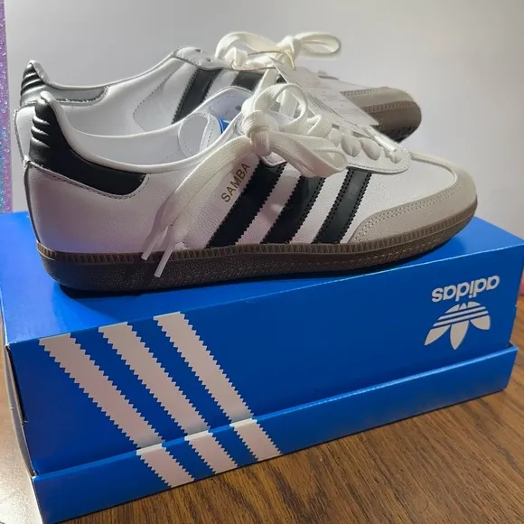 Adidas Samba Classic NWT