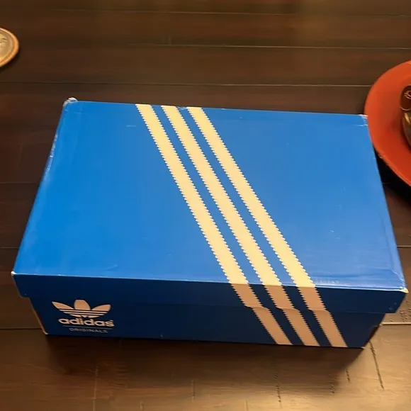 Adidas Superstar Shell Toe Shoes Sneakers New S80341 Ostrich Mens Size 11.5