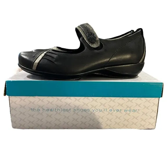 Aetrex Brianna Mary Janes Flats Leather Comfort Shoe Womens Size 9 Black NEW