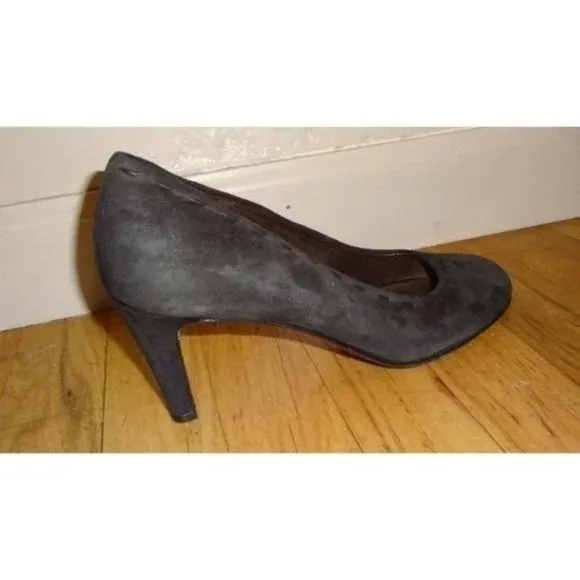 AGL Attilio Giusti Leombruni Round Toe Suede Pumps Shoes 7
