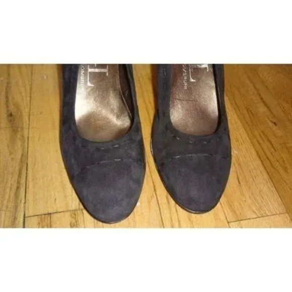 AGL Attilio Giusti Leombruni Round Toe Suede Pumps Shoes 7