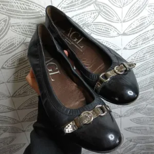 AGL Ballet Flats Round Toe Buckle Leather Comfort Business Casual Monika