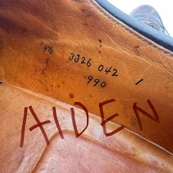 Alden New England Men Size 9.5 Shell Cordovan Plain Toe Lace Up Derby Shoes