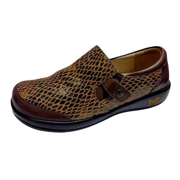 Alegria Brown Leather Snake Pattern Slip On Comfort Clogs Womens Size 39 - 9