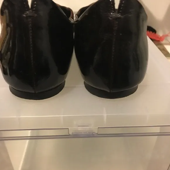 Alexander McQUeen dual tone-Seude/patent  flats