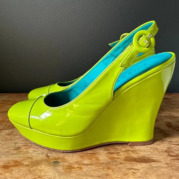 Alice   Olivia Aidan Neon Green Slingback Wedges Size 6.5