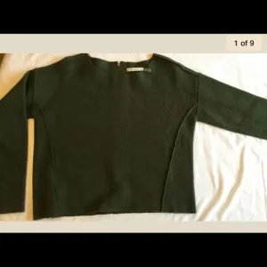 Alice   Olivia BOILING 100%WOOLSweater SIZE S-M.