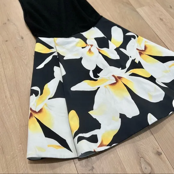 Alice   Olivia Kourtney Sleeveless Fit   Flare Pleated Floral Skirt Mini Dress 2