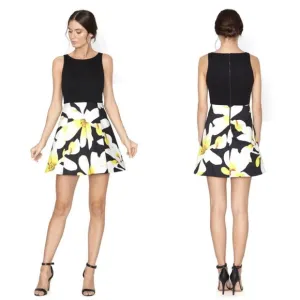 Alice   Olivia Kourtney Sleeveless Fit   Flare Pleated Floral Skirt Mini Dress 2