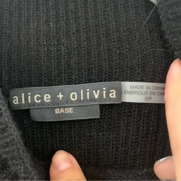 Alice   Olivia Tunic Sweater Stori Turtleneck Double Slit Black White Side Trim