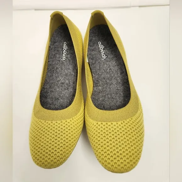 Allbirds Tree Breesers Size 5.5 Yellow Volt Flats Women Slip On Comfort New