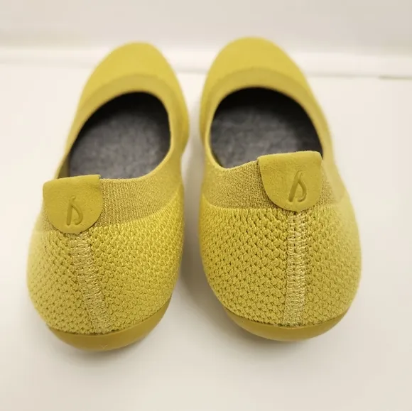 Allbirds Tree Breesers Size 5.5 Yellow Volt Flats Women Slip On Comfort New
