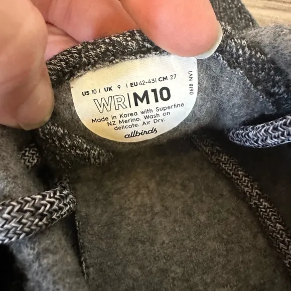 Allbirds Wool Runner gray upper and light gray sole sneaker shoes