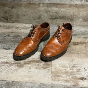Allen Edmonds Brown Wing Tip Lug Sole Men's Size  9d