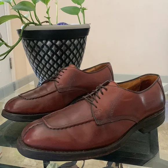 ALLEN EDMONDS Dellwood Split Toe Oxford