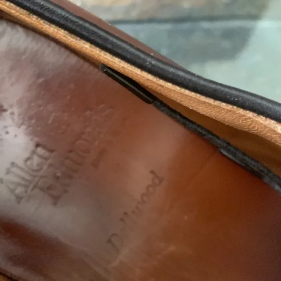 ALLEN EDMONDS Dellwood Split Toe Oxford