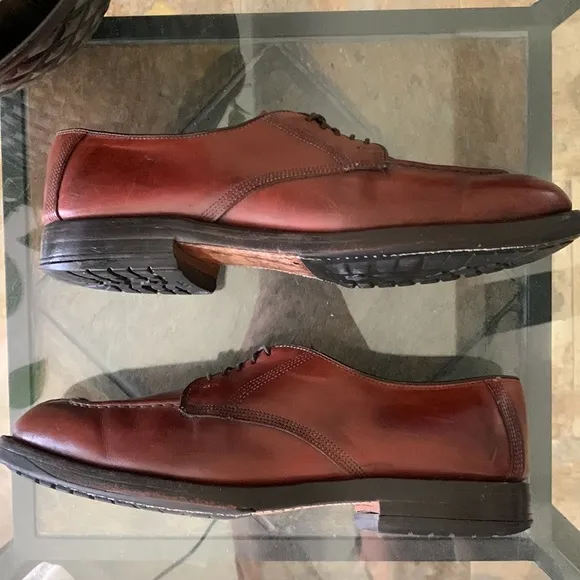 ALLEN EDMONDS Dellwood Split Toe Oxford