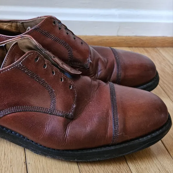 Allen Edmonds Mens Leather Cap Toe Shoes Derby 10.5 D Brown Vibram Sole Business