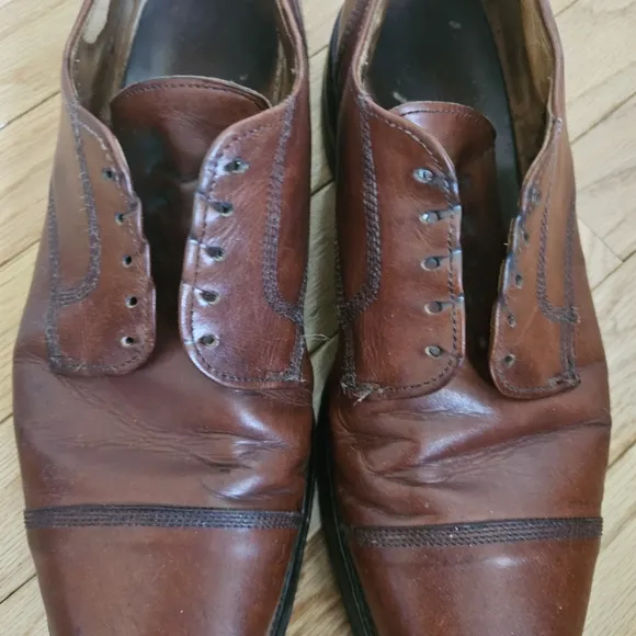 Allen Edmonds Mens Leather Cap Toe Shoes Derby 10.5 D Brown Vibram Sole Business