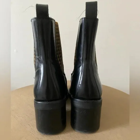 &amp; Other Stories Boots Women’s 36 Houndstooth Elastic Leather Boot Square Toe