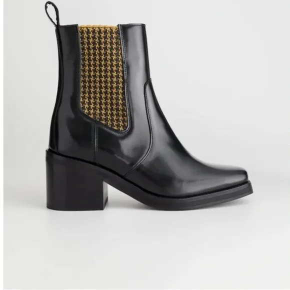 &amp; Other Stories Boots Women’s 36 Houndstooth Elastic Leather Boot Square Toe