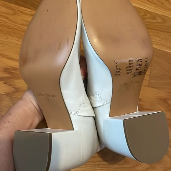 &amp; Other Stories White Leather Ankle Boots 37