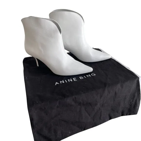 Anine Bing Annabelle boots white size 36