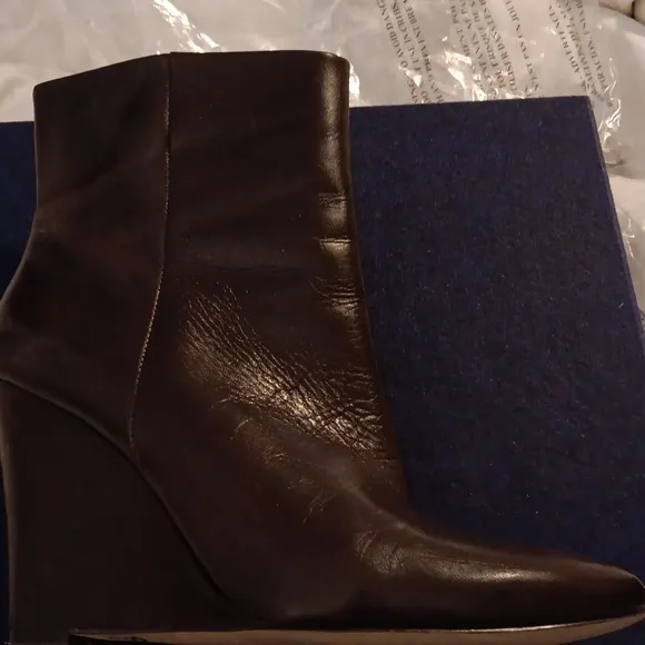 Ann Taylor Leather Wedge Boots Size 9