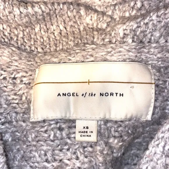 Anthro Angel of the North Light Grey Chunky Knit Dolman Sleeve Cardigan