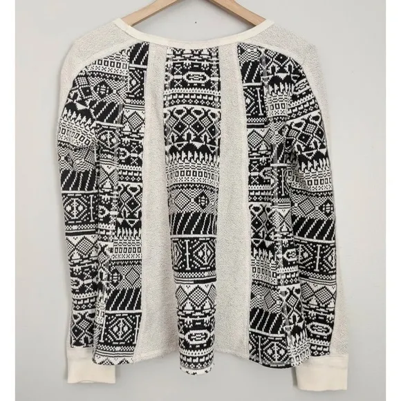Anthro Lilka Geometric Print Swing Flare Long Sleeve Crew Neck Sweater Shirt Top