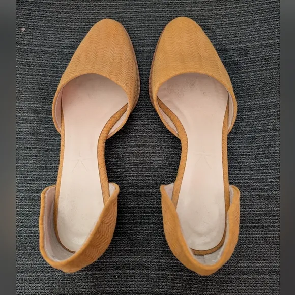 Anthropologie 5ymedio Tan Woven Slip-On Flats 37.5 US 7
