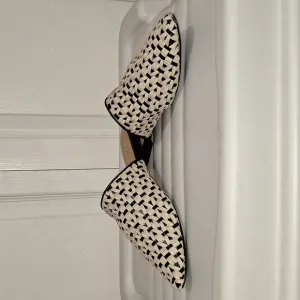 Anthropologie &quot;Nisolo&quot; go-to slip-on flats mules - woven leather - beige/black