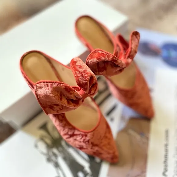 Anthropologie Livia Velvet Bow Flats