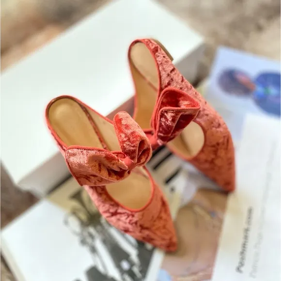 Anthropologie Livia Velvet Bow Flats