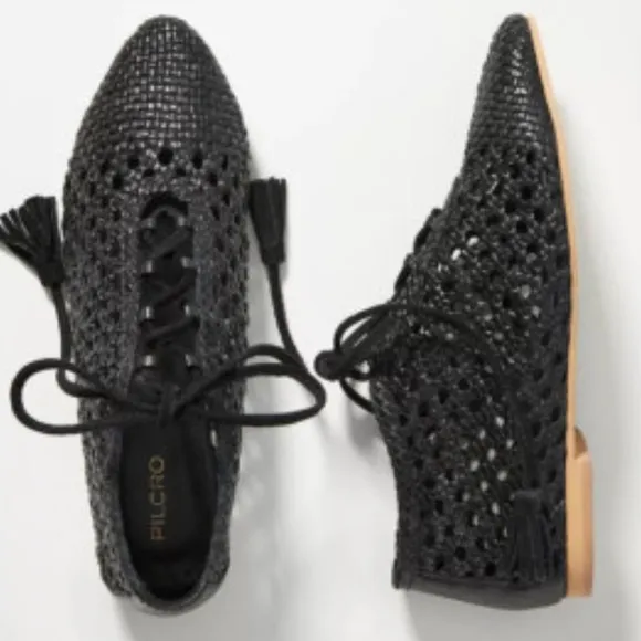 Anthropologie Pilcro Black Lace-Up Woven Almond Toe Flats Oxford Women's Size 39